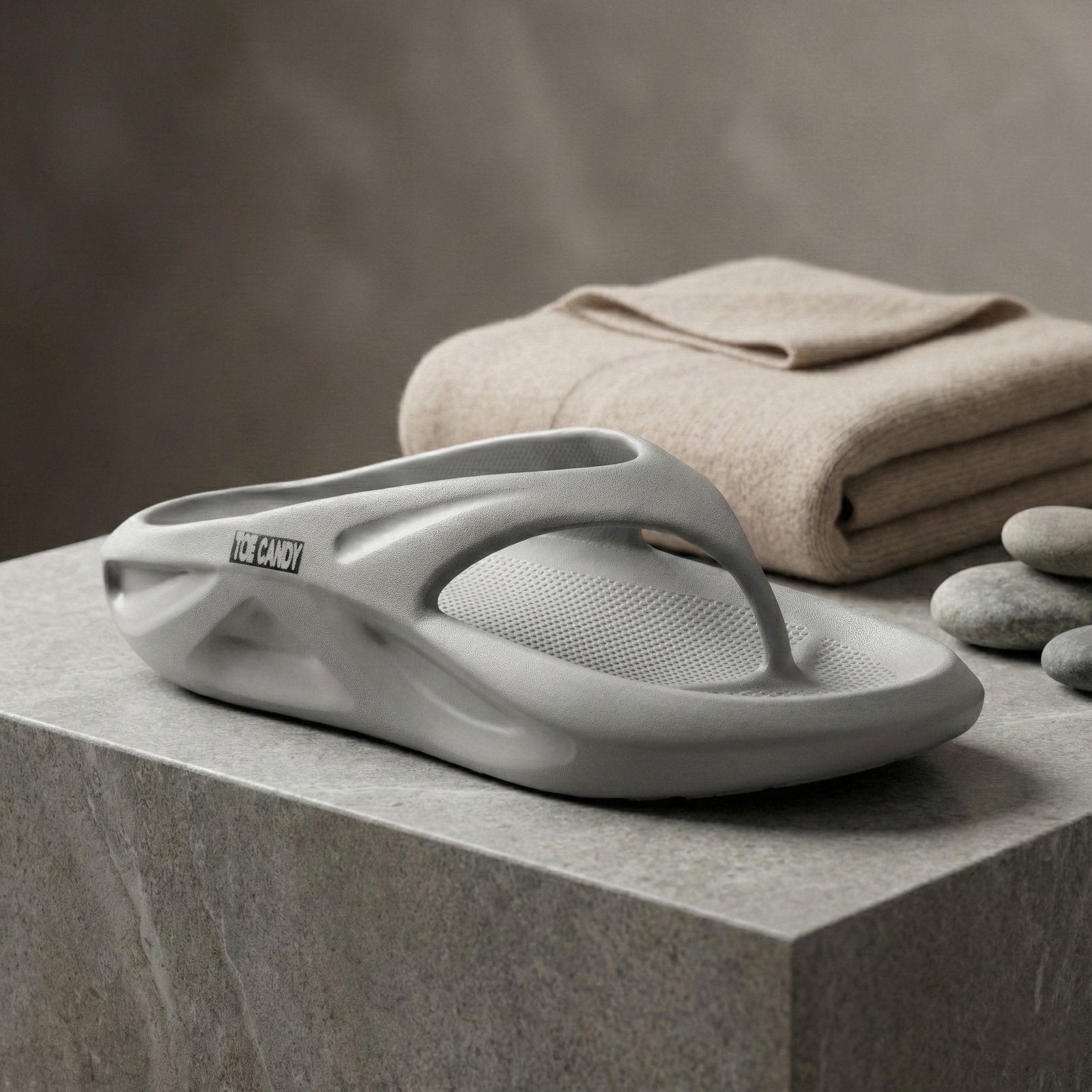 TOECANDY Men's Flip-Flops