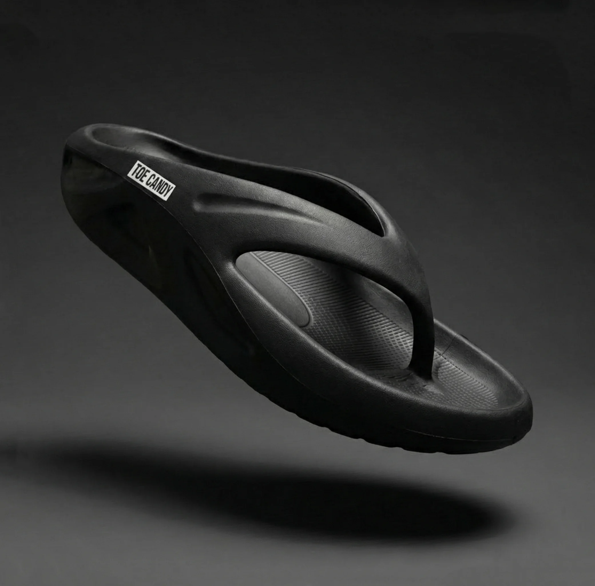 TOECANDY men's slippers and flip-flops